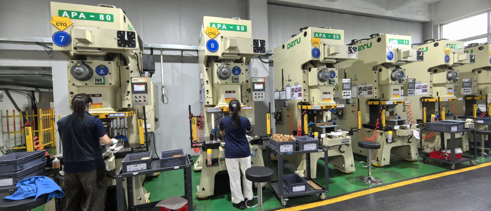 Production floor inside the SHANYUAN busbar plant